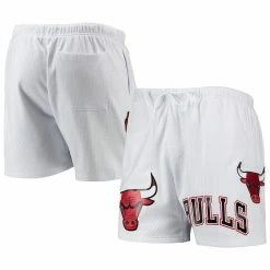 Brand new 😀 Men's Pro Standard White Chicago Bulls 6x NBA Finals Champions Mesh Capsule Shorts 😀